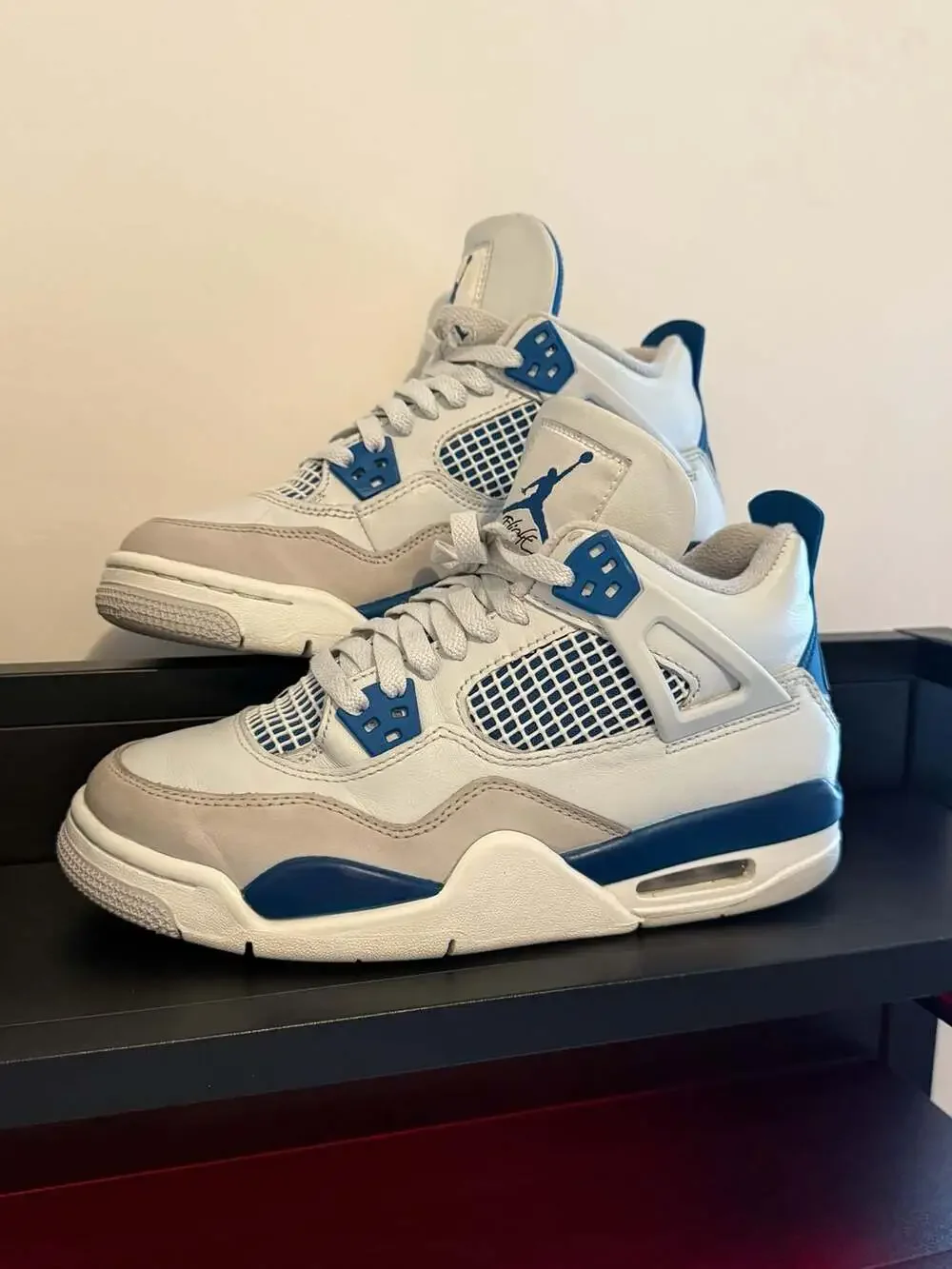 Jordan 4 Retro Military Blue (2024) GS size 6Y (womens 7.5)